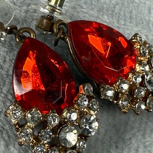 Vintage Gold-Tone Drop Pierced Earrings Red Teardrop Faux Gemstone Rhinestones - Picture 15 of 16